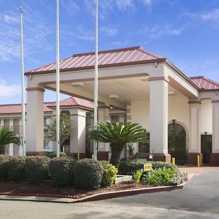 فندق Super 8 By Wyndham Baton Rouge/I-12 المظهر الخارجي الصورة